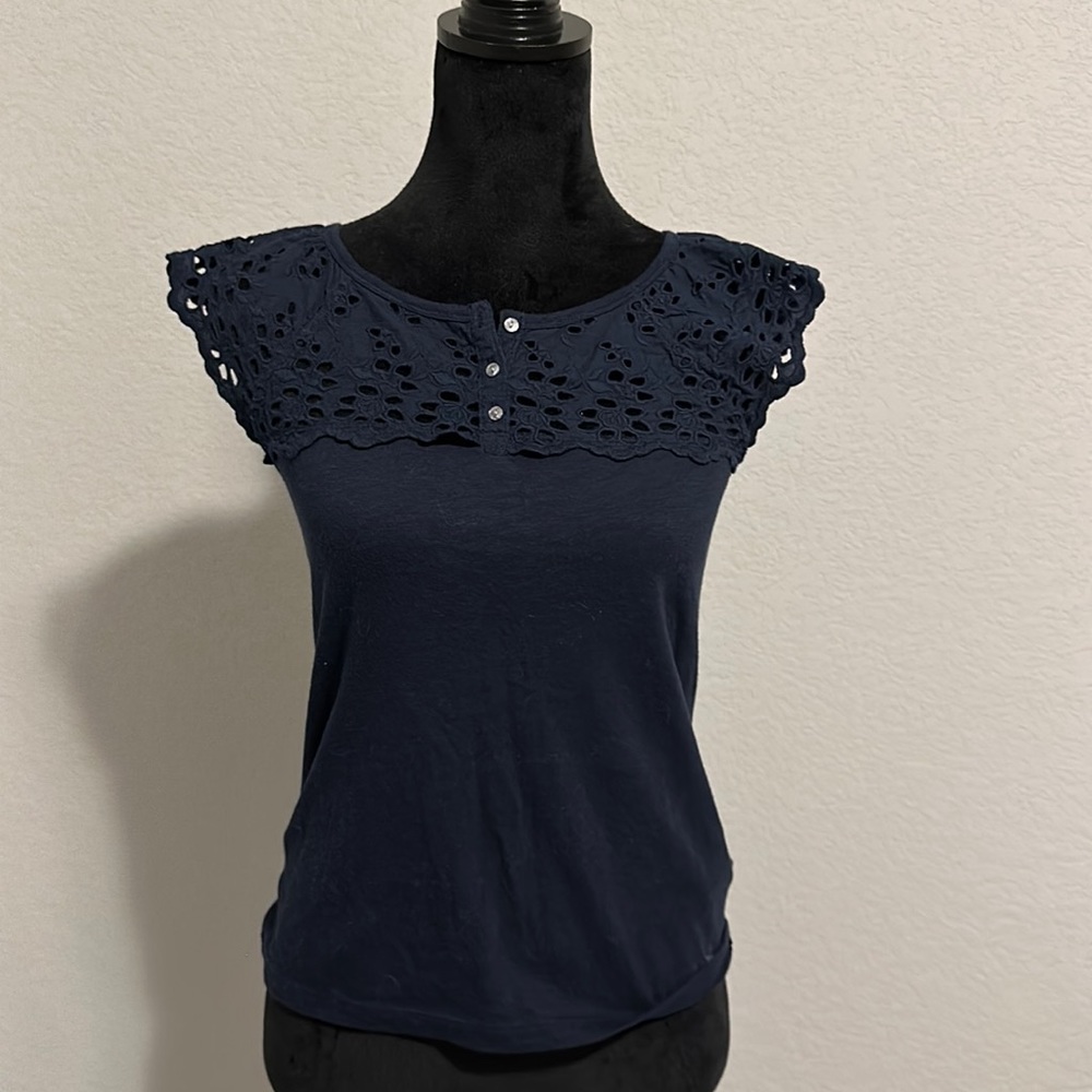 Abercrombie tee